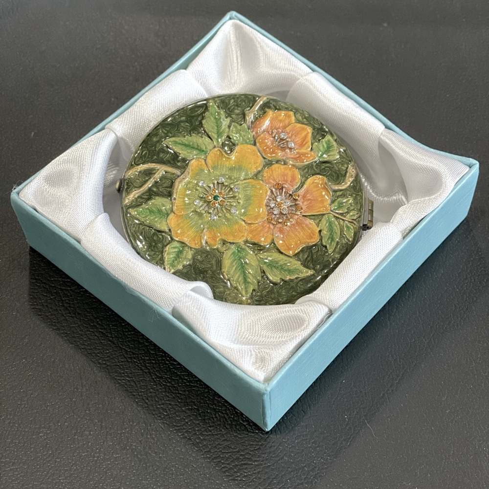 Vintage Flower design Compact Purse Mirror